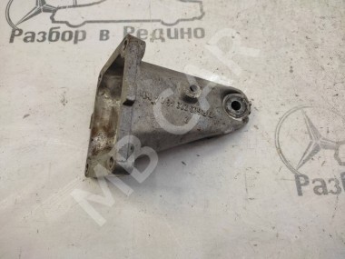 Лапа правая MERCEDES-BENZ W124 W124/S124/C124/A124 (1984 - 1993) — Разборка Мерседес