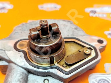 Насос вакуумный MERCEDES-BENZ C-класс W203/S203/CL203 рестайлинг (2004 - 2008) — Разборка Мерседес