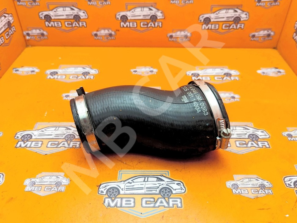 Патрубок интеркулера MERCEDES-BENZ V-класс W639 (2003 - 2014) фото 1 — Разборка Мерседес