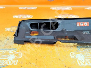 Воздухозаборник MERCEDES-BENZ C-класс W204/S204 (2006 - 2011) — Разборка Мерседес