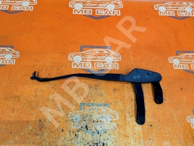 Поводок дворников MERCEDES-BENZ C-класс W204/S204 (2006 - 2011) — Разборка Мерседес