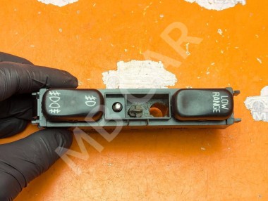 Кнопка блокировки мостов MERCEDES-BENZ M-класс W163 рестайлинг (2001 - 2005) &mdash; Разборка Мерседес