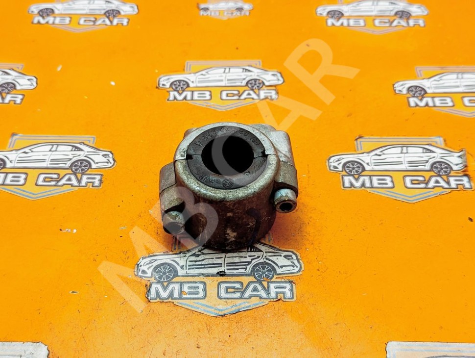 Кронштейн стабилизатора MERCEDES-BENZ E-класс W211/S211 (2002 - 2006) фото 1 &mdash; Разборка Мерседес