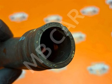 Патрубок ОЖ MERCEDES-BENZ C-класс W204/S204 (2006 - 2011) — Разборка Мерседес