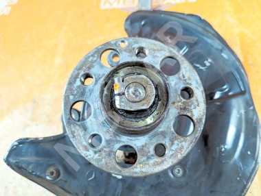 Кулак поворотный передний правый MERCEDES-BENZ E-класс W211/S211 (2002 - 2006) — Разборка Мерседес