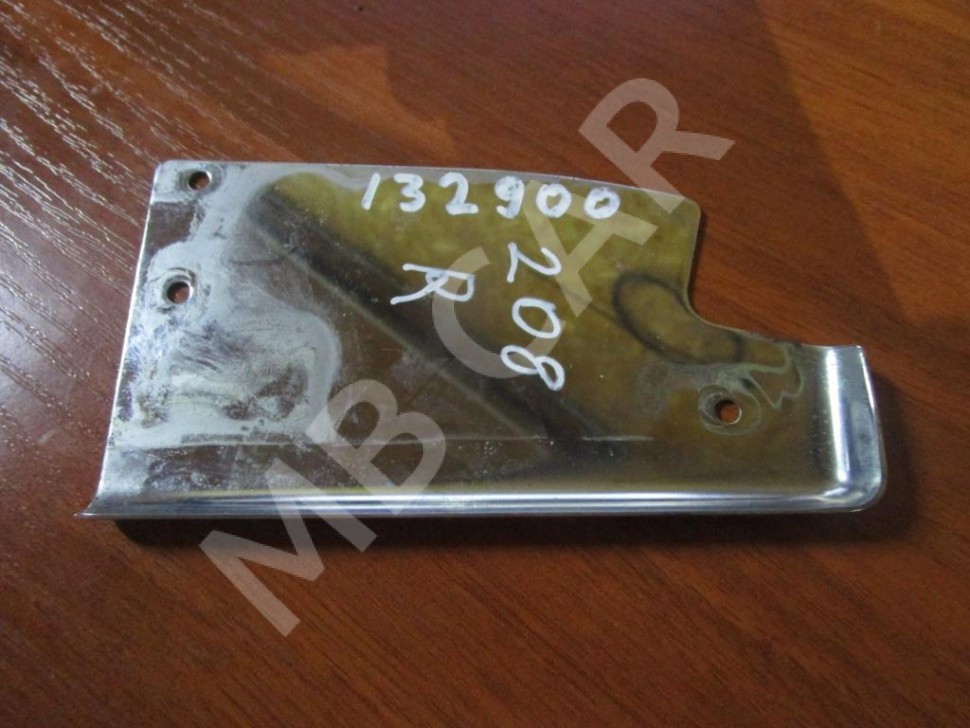 Накладка двери MERCEDES-BENZ CLK-класс C208/A208 рестайлинг (1999 - 2003) фото 1 &mdash; Разборка Мерседес