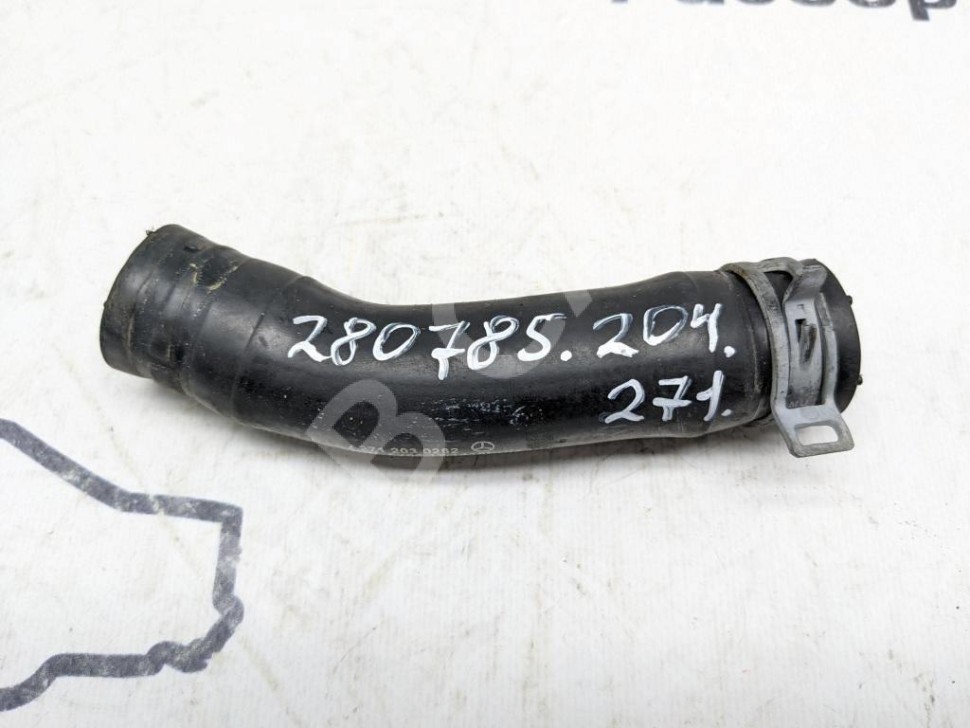 Патрубок ОЖ MERCEDES-BENZ C-класс W204/S204/С204 рестайлинг (2011 - 2015) фото 1 — Разборка Мерседес