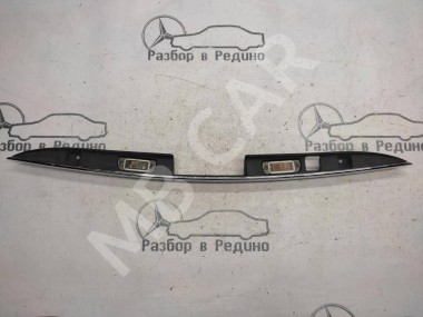 Накладка крышки багажника MERCEDES-BENZ M-класс W164 (2005 - 2008) — Разборка Мерседес