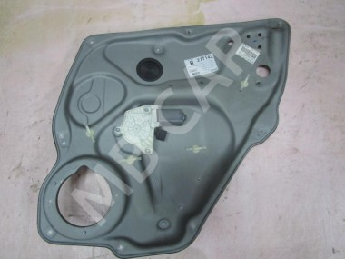 Стеклоподъемник задний правый MERCEDES-BENZ A-класс W169 рестайлинг (2008 - 2012) — Разборка Мерседес