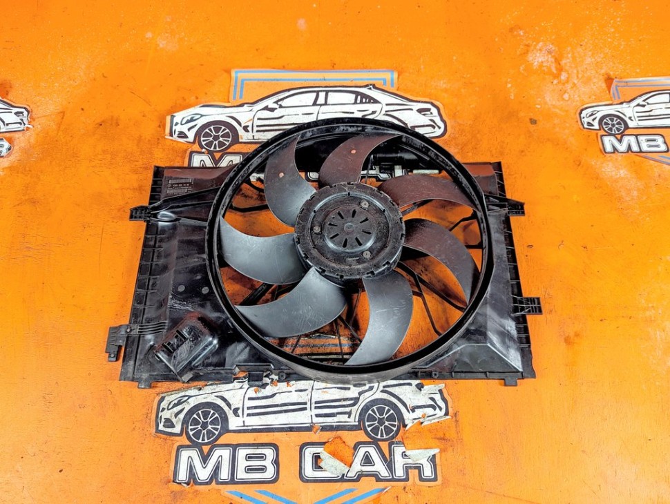 Вентилятор основной MERCEDES-BENZ C-класс W203/S203/CL203 рестайлинг (2004 - 2008) фото 1 &mdash; Разборка Мерседес