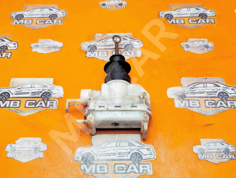 Активатор замка двери MERCEDES-BENZ E-класс W124/S124/C124/A124 (1984 - 1997) фото 1 &mdash; Разборка Мерседес