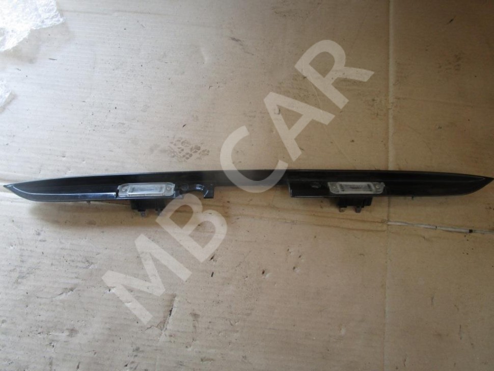 Накладка крышки багажника MERCEDES-BENZ E-класс W210/S210 (1995 - 1999) фото 1 — Разборка Мерседес