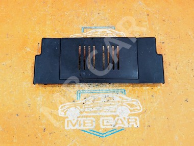 Крышка воздушного фильтра MERCEDES-BENZ E-класс AMG W210/S210 (1996 - 1999) — Разборка Мерседес