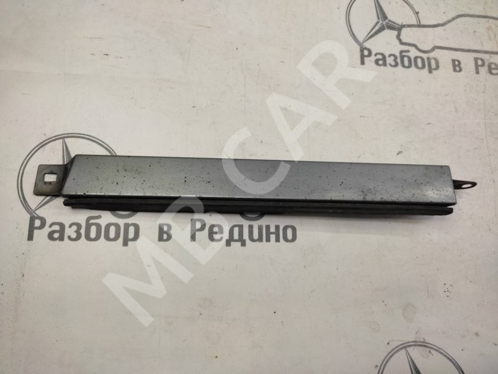 Ресницы фар MERCEDES-BENZ W124 W124/S124/C124/A124 (1984 - 1993) фото 1 — Разборка Мерседес