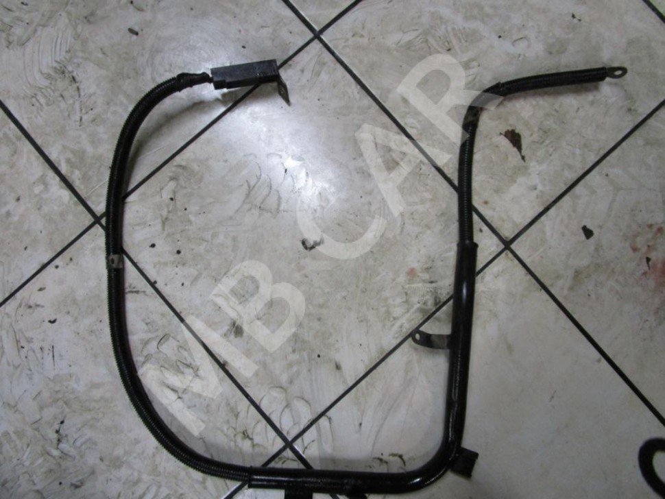 Провод плюсовой MERCEDES-BENZ C-класс W203/S203/CL203 (2000 - 2004) фото 1 — Разборка Мерседес