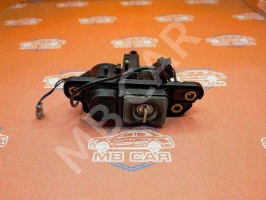 Ручка открытия багажника MERCEDES-BENZ S-класс W220 (1998 - 2005) — Разборка Мерседес