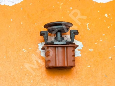 Клипса радиатора MERCEDES-BENZ E-класс W211/S211 (2002 - 2006) &mdash; Разборка Мерседес