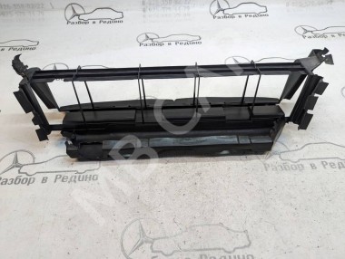 Кожух радиатора MERCEDES-BENZ CLK-класс C209/A209 (2002 - 2005) — Разборка Мерседес