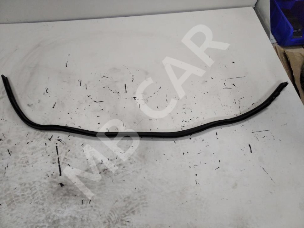 Уплотнитель моторного отсека MERCEDES-BENZ S-класс W220 рестайлинг (2002 - 2005) фото 1 — Разборка Мерседес