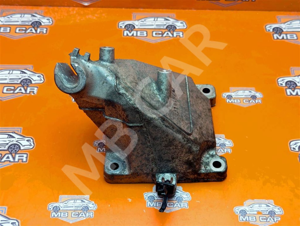 Лапа правая MERCEDES-BENZ GLE-класс W166 (2015 - 2018) фото 1 &mdash; Разборка Мерседес