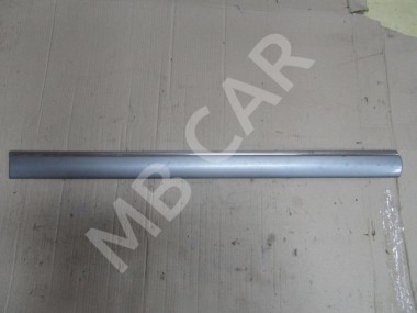 Молдинг двери MERCEDES-BENZ E-класс W210/S210 (1995 - 1999) — Разборка Мерседес