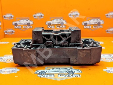 Поддомкратник MERCEDES-BENZ GLE-класс W166 (2015 - 2018) — Разборка Мерседес