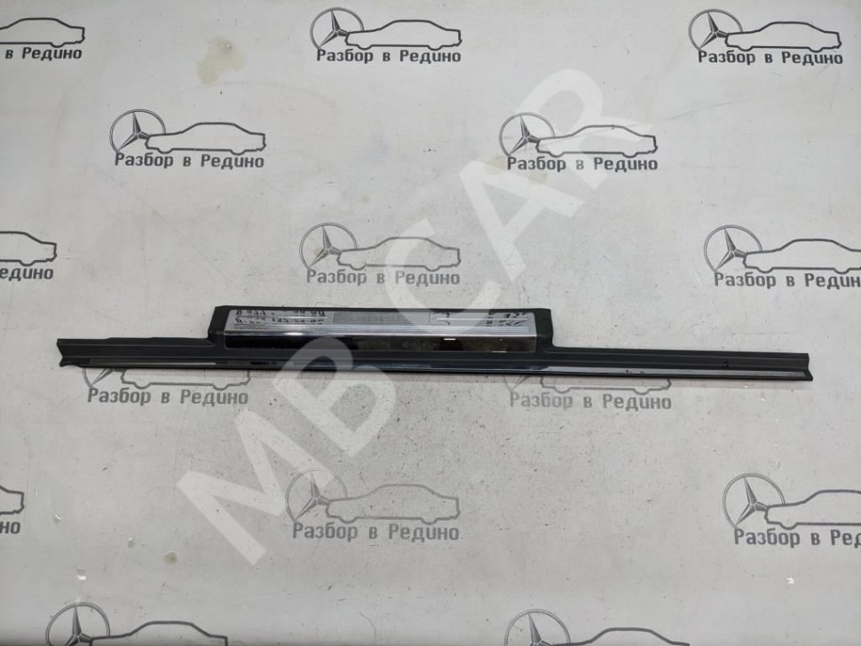 Накладка порога внутренняя MERCEDES-BENZ S-класс W220 рестайлинг (2002 - 2005) фото 1 — Разборка Мерседес