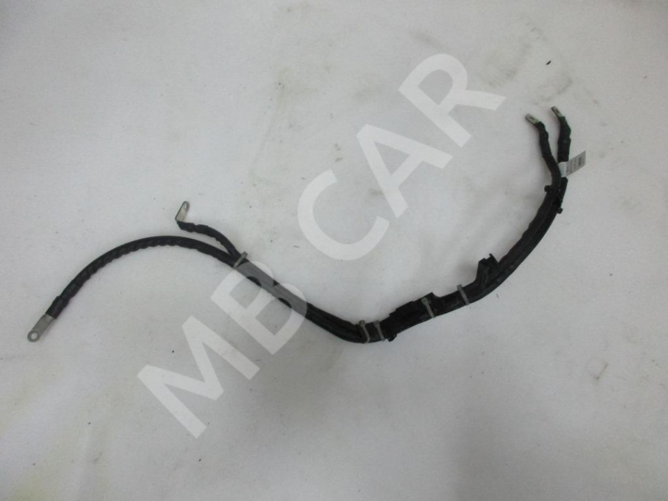 Провод плюсовой MERCEDES-BENZ C-класс W205/S205/C205/A205 (2014 - 2018) фото 1 — Разборка Мерседес