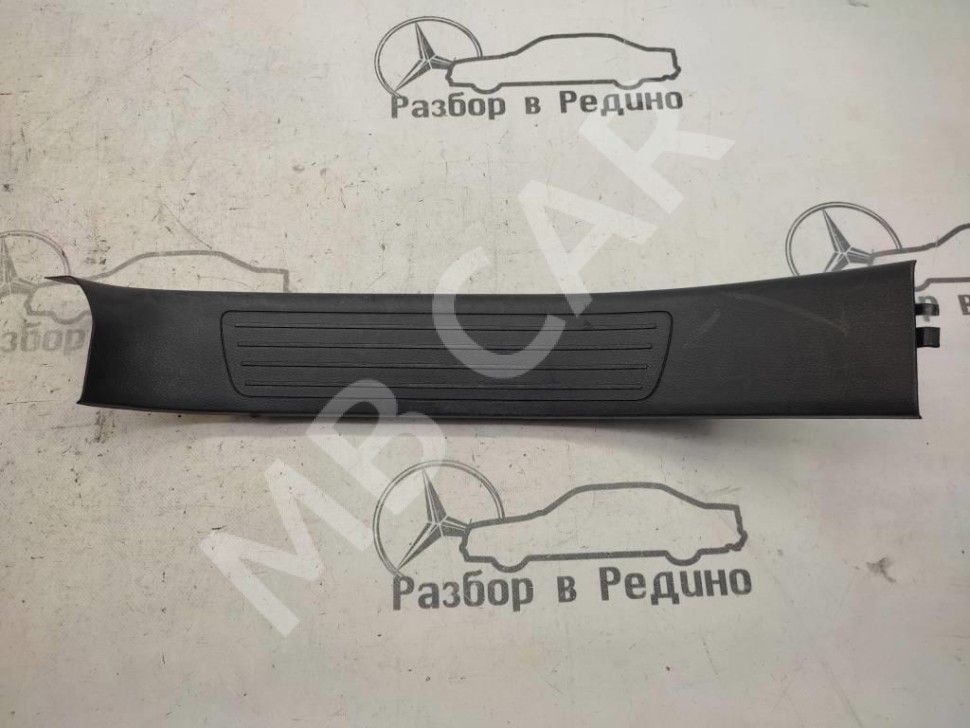 Накладка порога внутренняя MERCEDES-BENZ GLE-класс W166 (2015 - 2018) фото 1 — Разборка Мерседес
