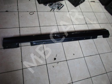 Порог пластиковый левый MERCEDES-BENZ C-класс W204/S204 (2006 - 2011) — Разборка Мерседес