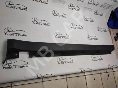 Порог пластиковый правый MERCEDES-BENZ M-класс W164 (2005 - 2008) — Разборка Мерседес