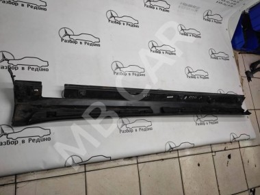 Порог пластиковый правый MERCEDES-BENZ M-класс W164 (2005 - 2008) — Разборка Мерседес