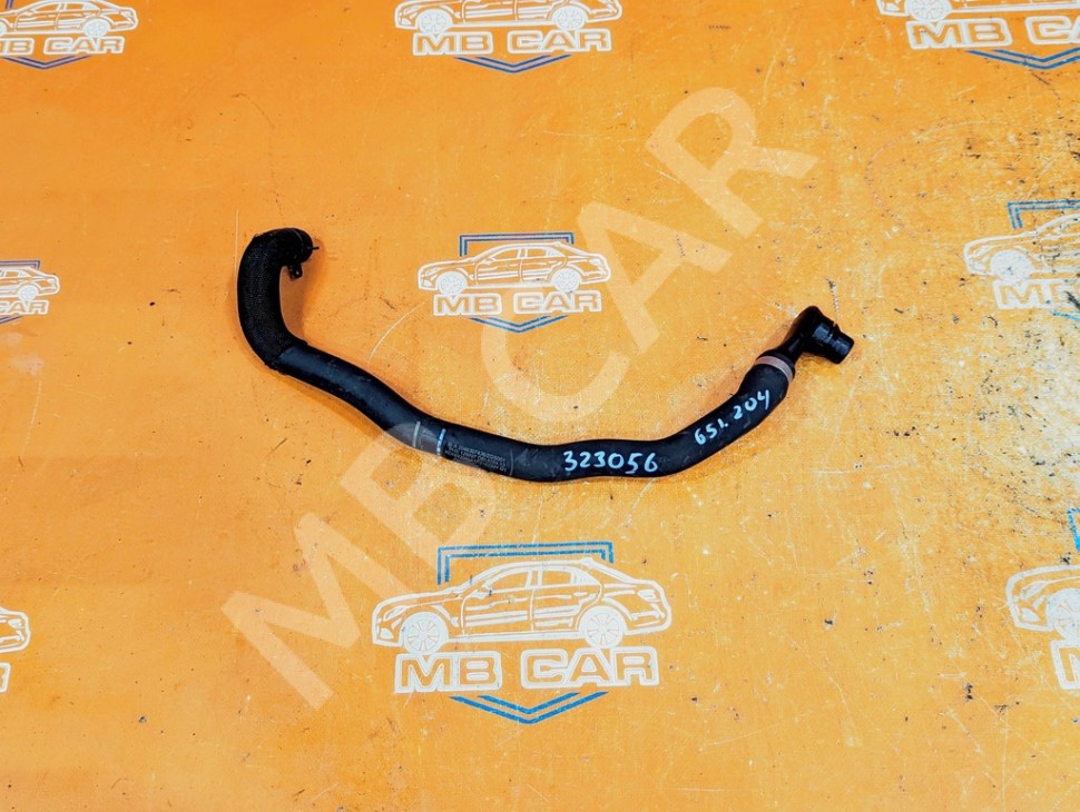 Патрубок ОЖ MERCEDES-BENZ C-класс W204/S204/С204 рестайлинг (2011 - 2015) фото 1 &mdash; Разборка Мерседес