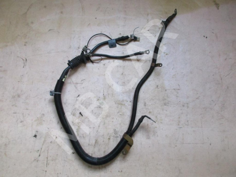 Провод стартера MERCEDES-BENZ CL-класс AMG C216 рестайлинг (2010 - 2014) фото 1 &mdash; Разборка Мерседес