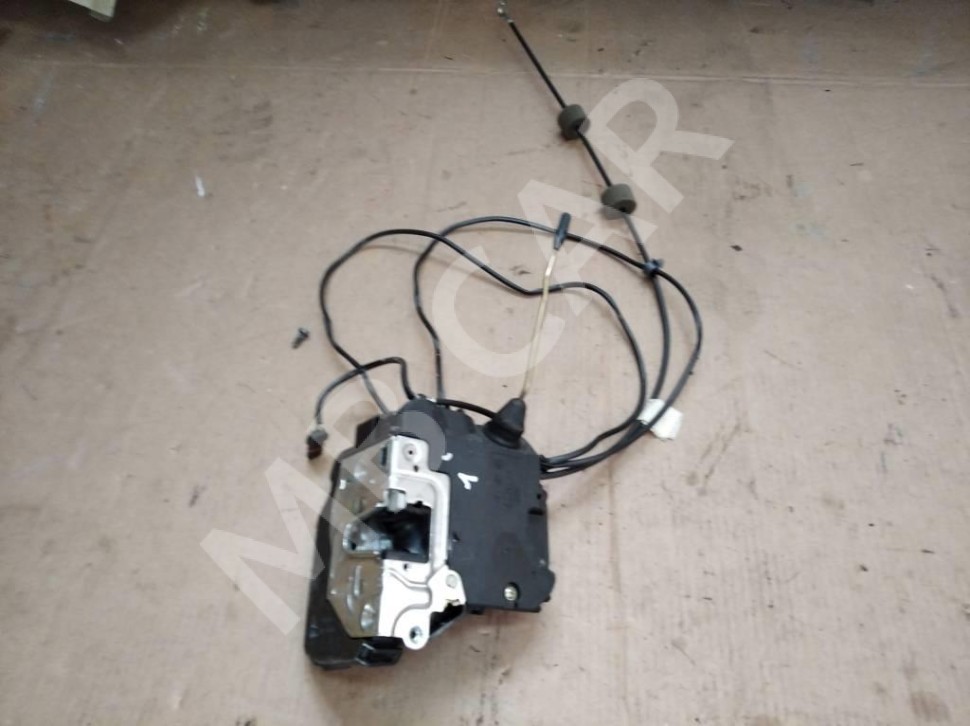 Замок двери передней левой MERCEDES-BENZ CLA-класс C117/X117 (2013 - 2016) фото 1 — Разборка Мерседес