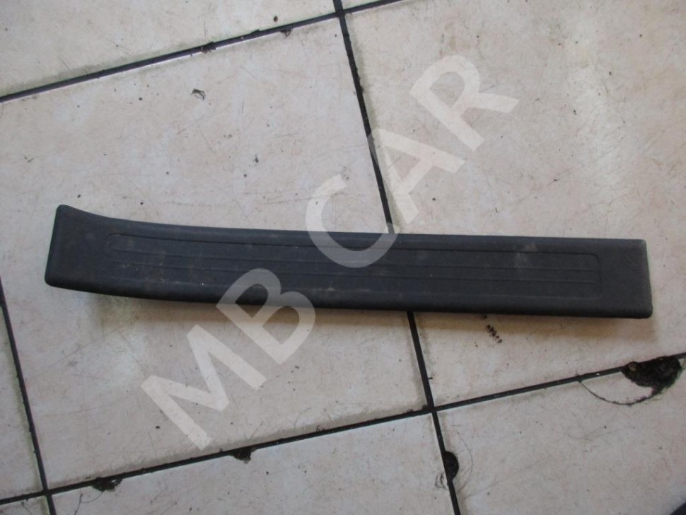 Накладка порога внутренняя MERCEDES-BENZ GL-класс X164 (2006 - 2009) фото 1 — Разборка Мерседес