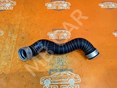 Патрубок интеркулера MERCEDES-BENZ C-класс W203/S203/CL203 рестайлинг (2004 - 2008) — Разборка Мерседес