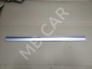 Молдинг двери MERCEDES-BENZ E-класс W210/S210 рестайлинг (1999 - 2003) — Разборка Мерседес