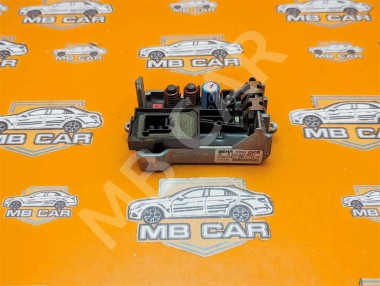 Реле моторчика печки MERCEDES-BENZ C-класс W203/S203/CL203 рестайлинг (2004 - 2008) — Разборка Мерседес