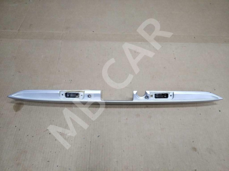 Накладка крышки багажника MERCEDES-BENZ E-класс W210/S210 рестайлинг (1999 - 2003) фото 1 — Разборка Мерседес