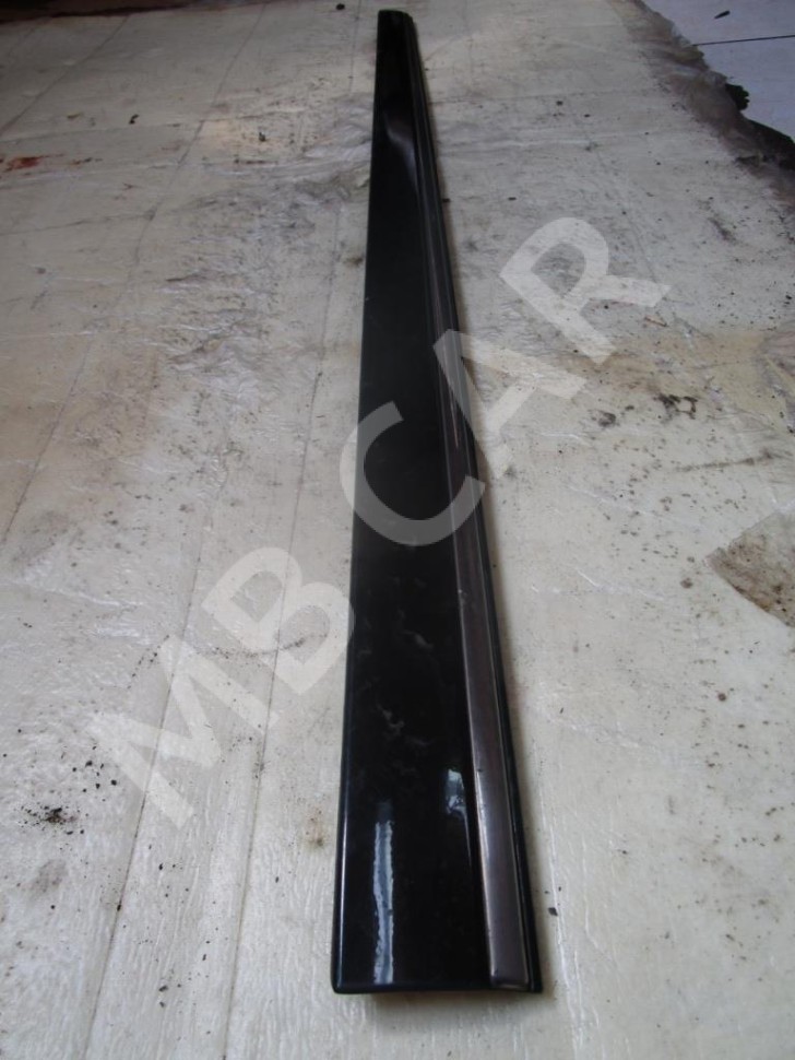 Молдинг двери MERCEDES-BENZ E-класс W211/S211 (2002 - 2006) фото 1 — Разборка Мерседес
