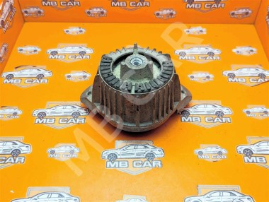 Опора двигателя MERCEDES-BENZ E-класс W212/S212/C207/A207 рестайлинг (2013 - 2016) — Разборка Мерседес