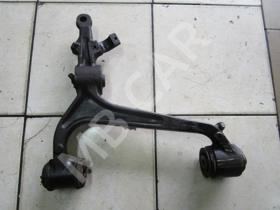 Рычаг передний нижний правый MERCEDES-BENZ E-класс W210/S210 (1995 - 1999) фото 1 — Разборка Мерседес