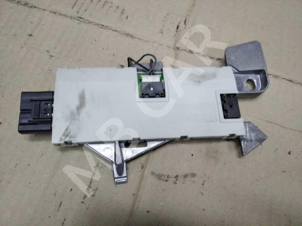 Усилитель антенны MERCEDES-BENZ E-класс W211/S211 рестайлинг (2006 - 2009) фото 1 &mdash; Разборка Мерседес