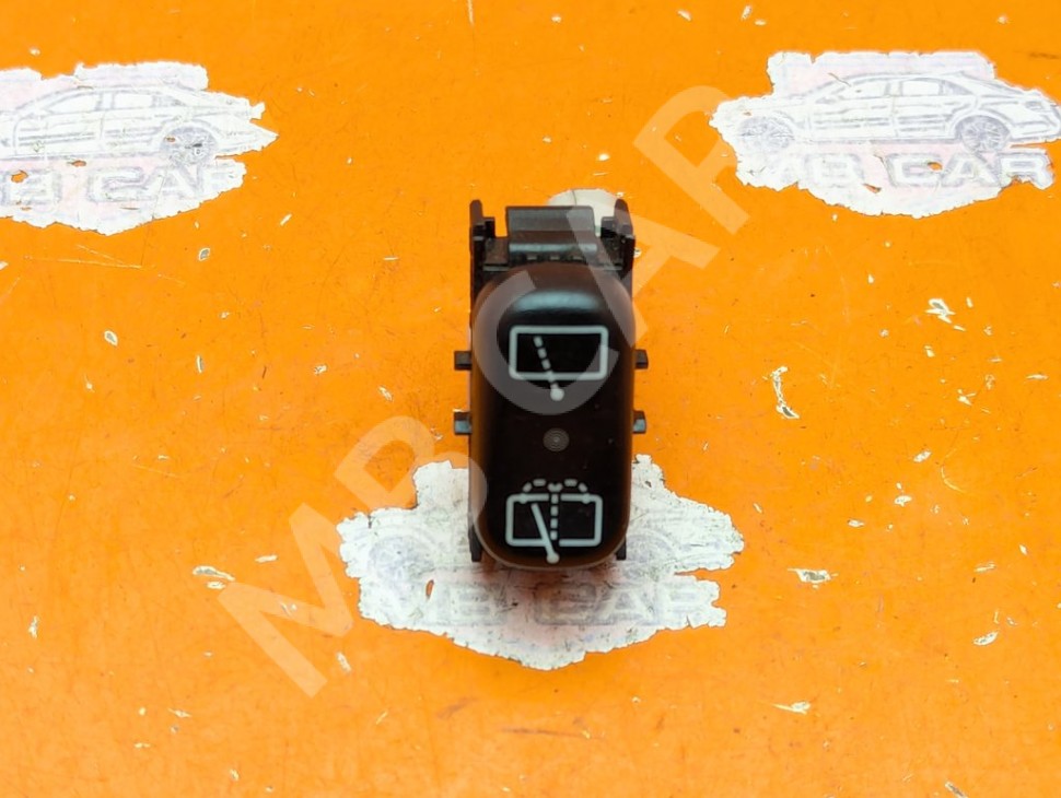 Кнопка MERCEDES-BENZ M-класс W163 рестайлинг (2001 - 2005) фото 1 &mdash; Разборка Мерседес