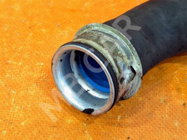 Патрубок радиатора MERCEDES-BENZ GLK-класс X204 (2008 - 2012) — Разборка Мерседес
