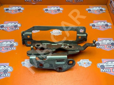 Петля капота MERCEDES-BENZ C-класс W204/S204 (2006 - 2011) — Разборка Мерседес