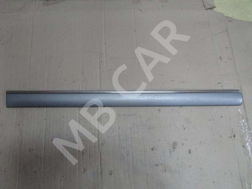 Молдинг двери MERCEDES-BENZ E-класс W210/S210 (1995 - 1999) фото 1 &mdash; Разборка Мерседес