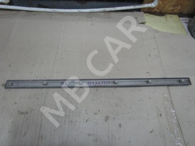 Молдинг двери MERCEDES-BENZ W124 W124/S124/C124/A124 (1984 - 1993) — Разборка Мерседес