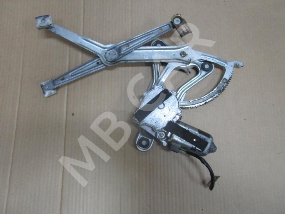 Стеклоподъемник передний правый MERCEDES-BENZ W124 W124/S124/C124/A124 (1984 - 1993) фото 1 — Разборка Мерседес